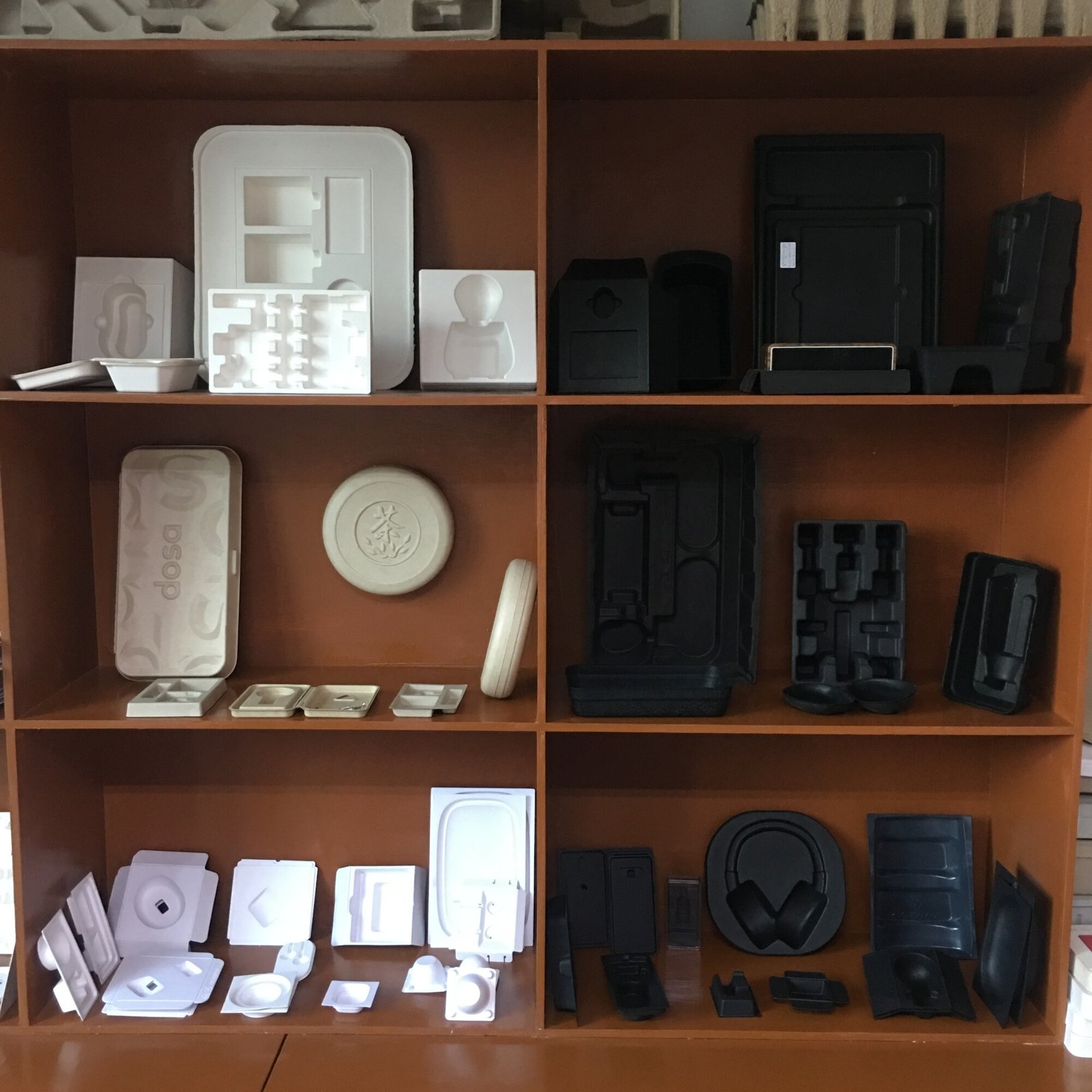 4c35cfde6cc8d598a7a3d6aa81caf9ce scaled 干压纸塑厂家：亲测3家靠谱案例分享