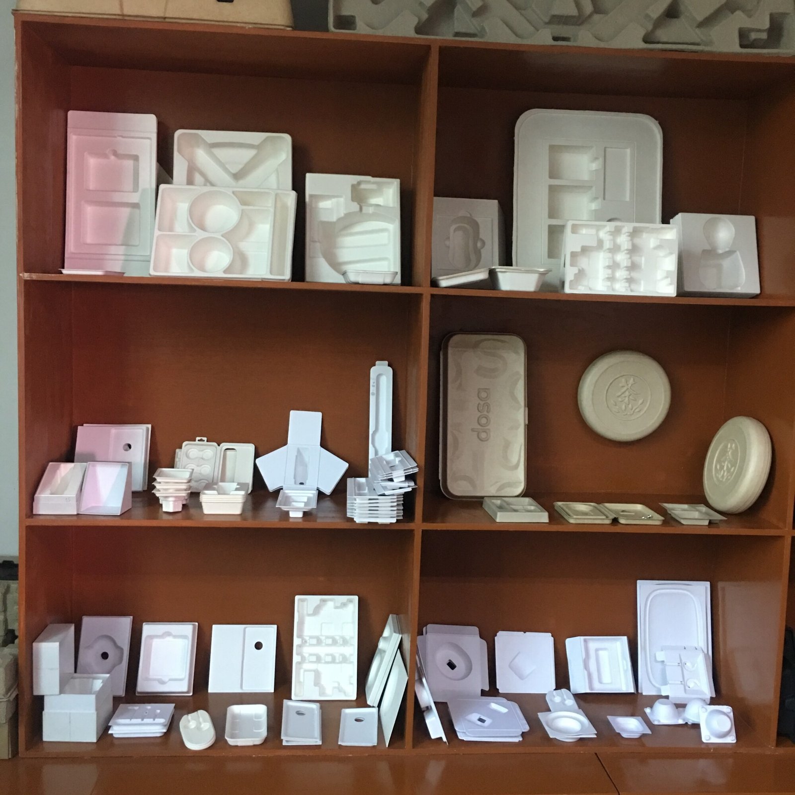 825d750946b76aefbf9502588d513bca scaled 白色纸托加工厂：亲测靠谱排行分享