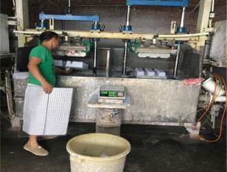 87cde688df76739741c2e2994bc2b256 鸡蛋壳内托定制：3家工厂亲测避坑指南