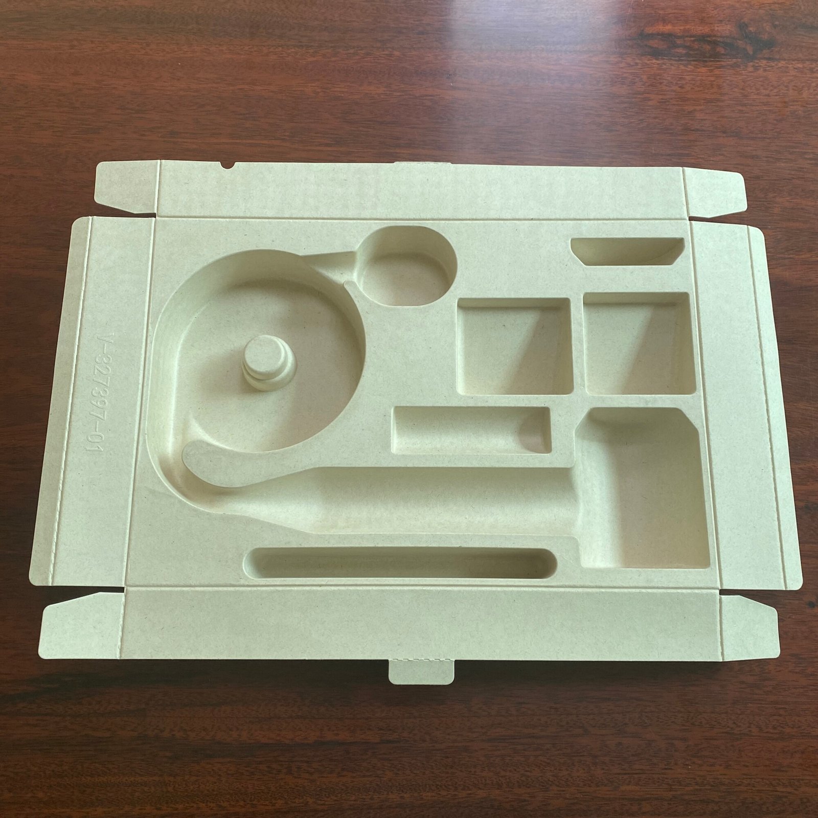 94b11edce3ddba3cbdf5fdc08d55e4d3 scaled 白色纸托加工厂口碑推荐：亲测5家选这家